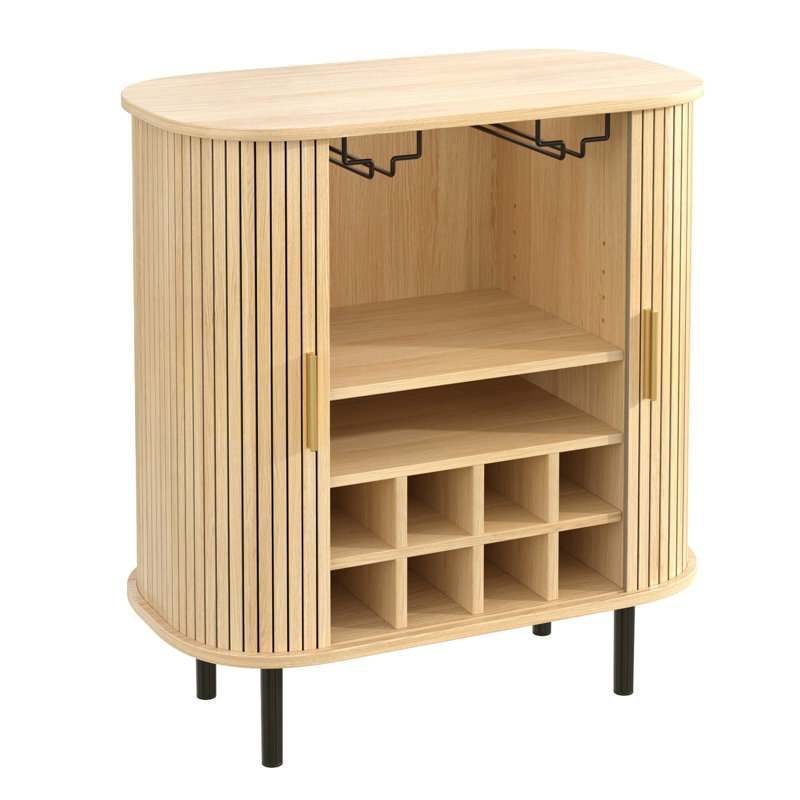 Armoire bar cannelée de 28 po avec support à 8 grilles et tablettes réglables, panneau de fibres à densité moyenne à finition naturelle et console en métal