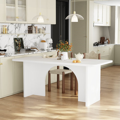 Dining Table With Spacious Top