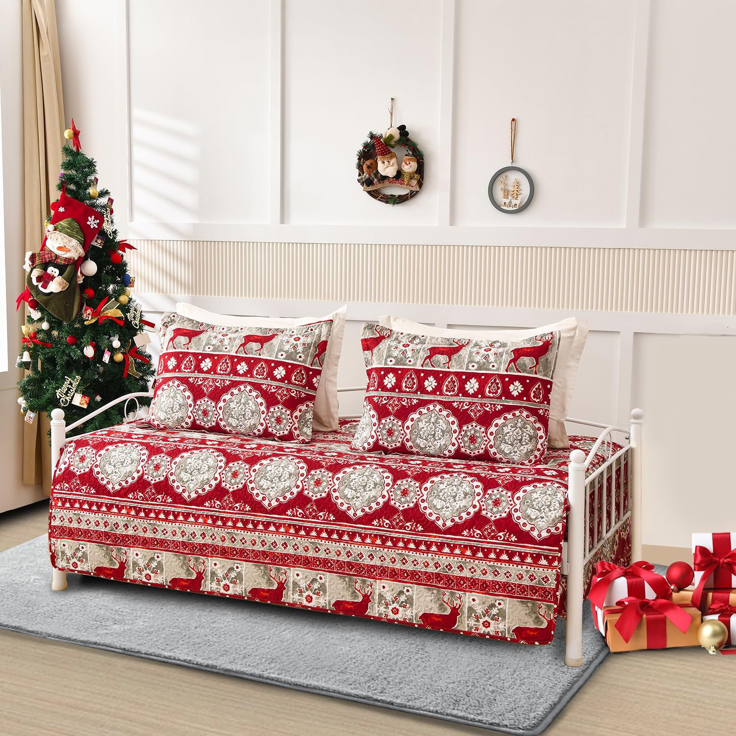 Christmas Wonderland Quilted Sofa Cover GFTOTP13922 main image 1
