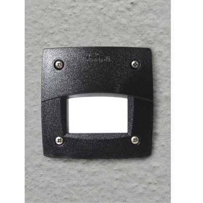 Tahnaout Schwarz 1 - Bulb Outdoor Bulkhead Light