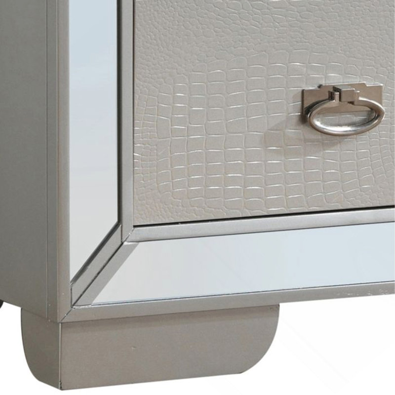 Commode de rangement élégante à champagne argenté