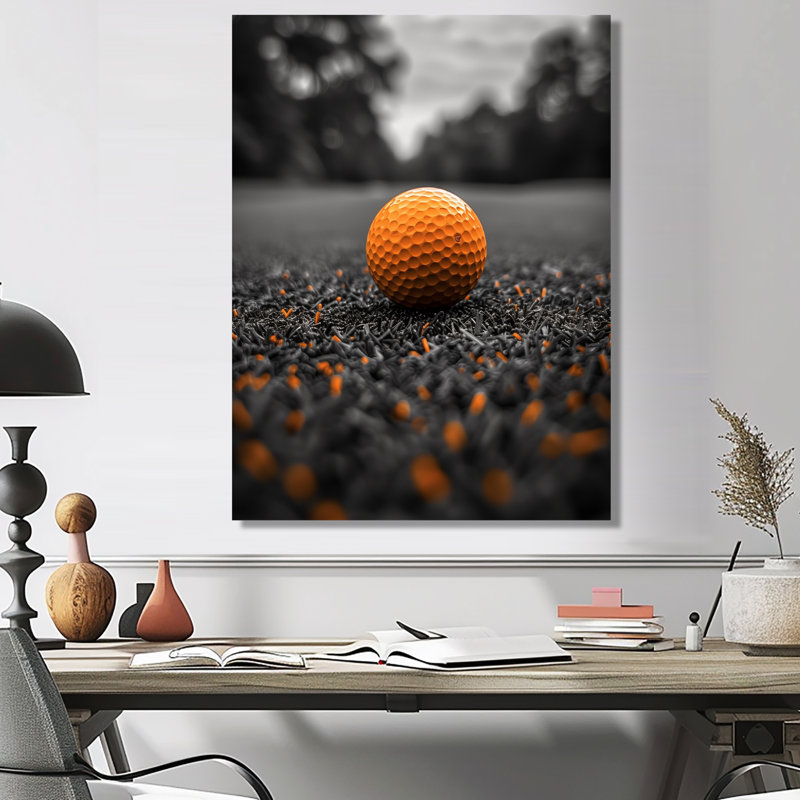 Monogramme de balle de golf orange et gris I - salon de golf mural, Métal métal, H 20 po x l 12 po