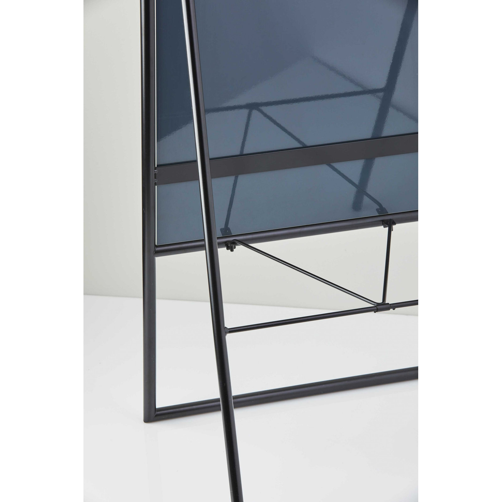 Hull Metal Flat Floor Mirror