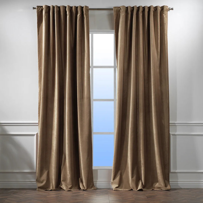 Rideau simple extra long et extra large en velours mat luxueux, 21 laiton antique, L 52 po x L 156 po