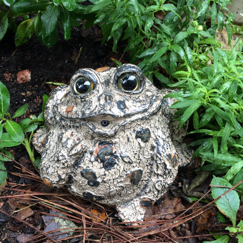 Toad Hollow Motion Activated Whistling Toad Statue, Natural Green
