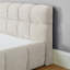 Lit plateforme tapissier très grand beige avec tête de lit moelleuse, chenille épaisse, sans sommier tapissier, créer une chambre paisible, conception simple et moderne-1875046761