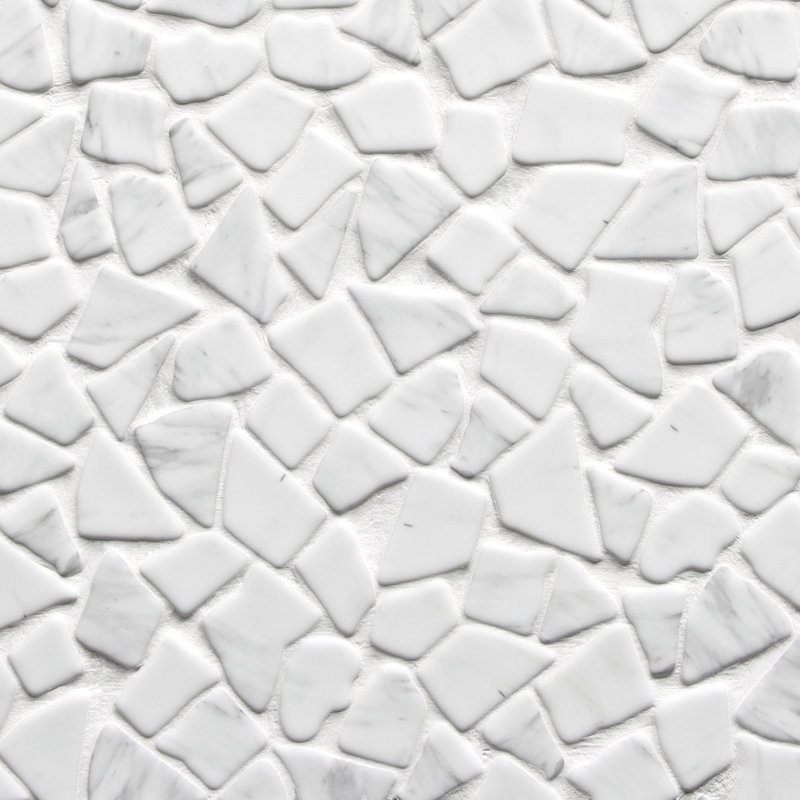 Carreau de mosaïque en verre recyclé 12 po x 12 po River Rock, Gris