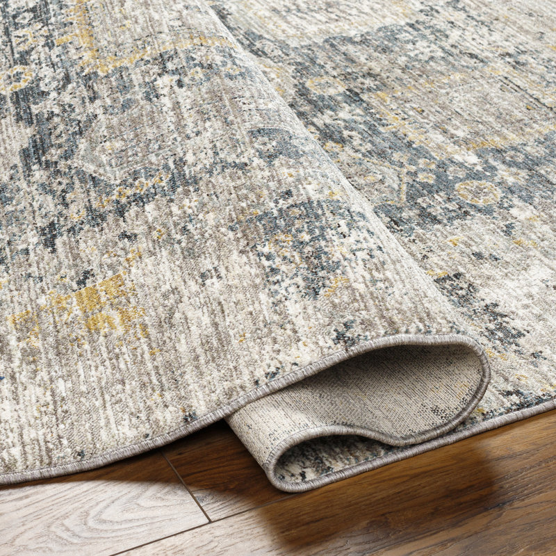 Everly Oriental Indoor Rug, Round 7'10"