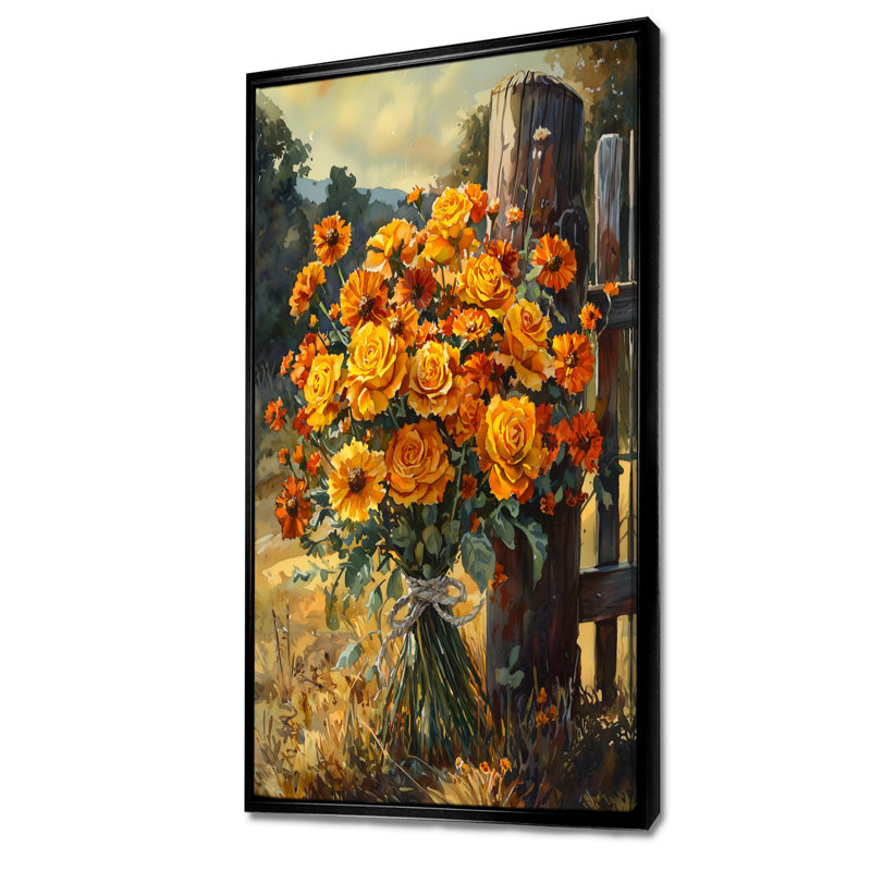 «Sachiko Golden Assorted Flowers By The Barn Fence», art mural encadré, H 60 po x l 28 po, Noir