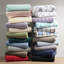 Ensemble de 4 très grands draps 100% molleton doux au toucher - fonction de boulochage, drap plat, 2 taies d'oreiller ajustées, convient aux matelas de 16 po, lavable à la machine, confortable et endormi, boulochage