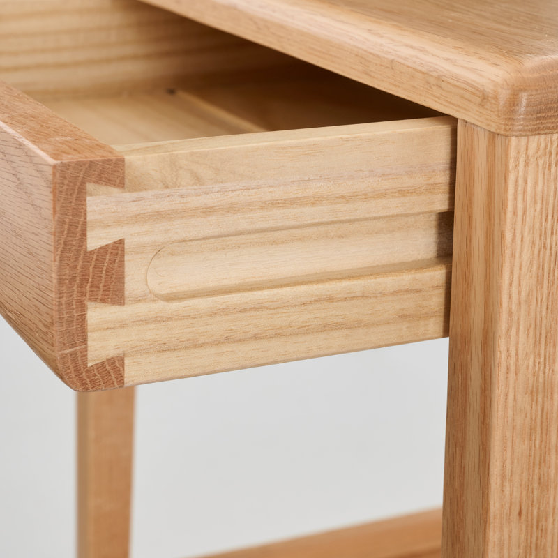 Table de chevet basse et étroite en chêne massif 19 po avec tiroir et tablette, Chêne naturel, Individuel