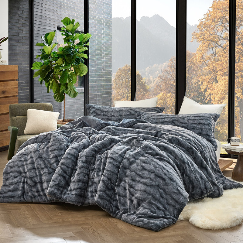 Oceans - Coma Inducer Oversized Comforter Set - Navy Current, Queen Comforter  + 2 Standard Shams