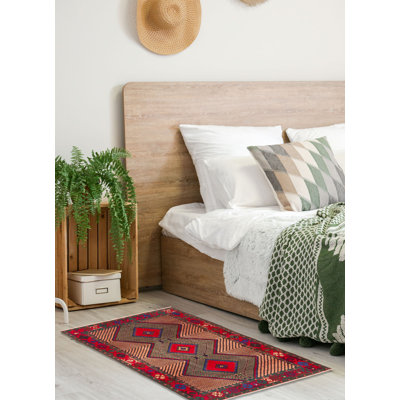 Teimani Green Rug 3'0" x 4'8"