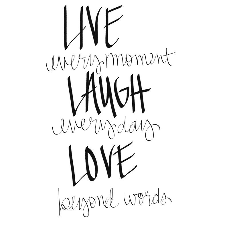 «Live Laugh Love 2», art textuel sur toile tendue, H 12 po x l 12 po