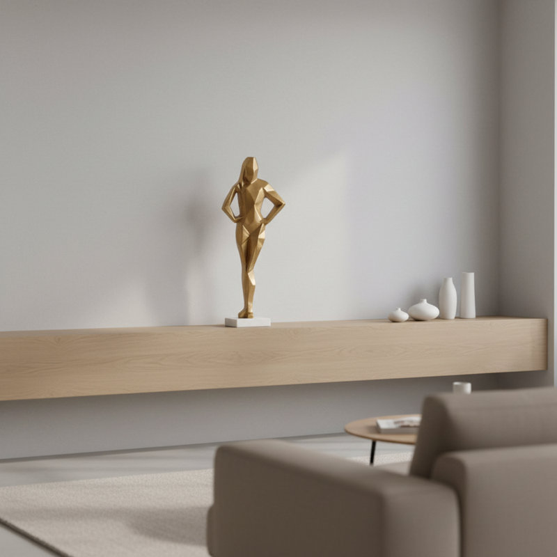 Sculpture Coqueta Posing Lady