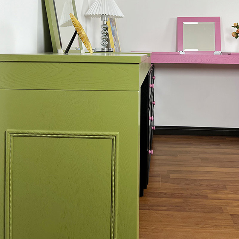 Stephinie Vanity