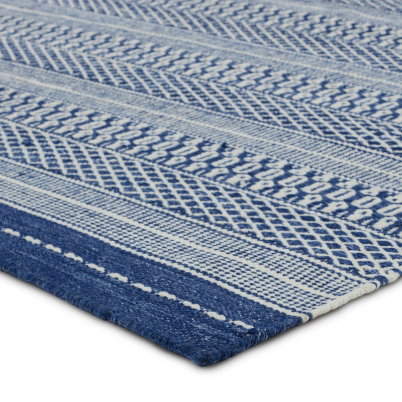 Lanesboro Striped Indoor / Outdoor Rug, Rectangle 5' x 8'