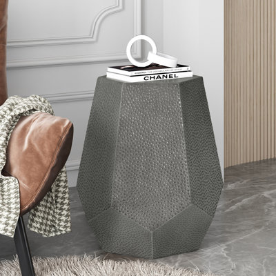 METAL HAMMERED END TABLE