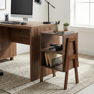 Ensemble de tables de bout empilables Lindon avec pieds en bois massif