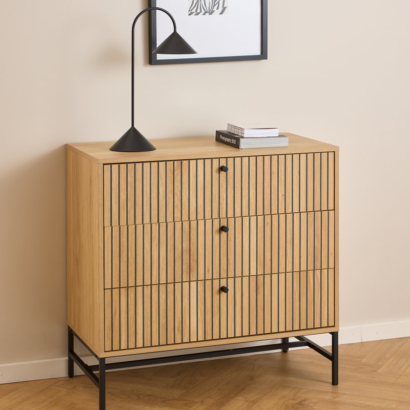Roscigno 80.6cm W 3 - Drawer Chest of Drawers