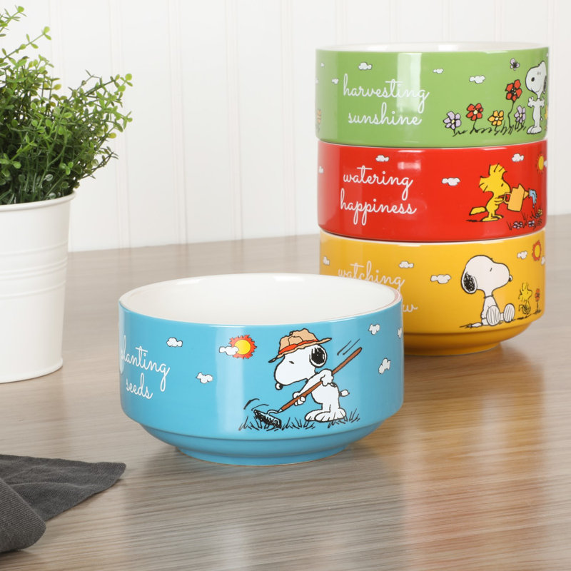 Peanuts Dinnerware