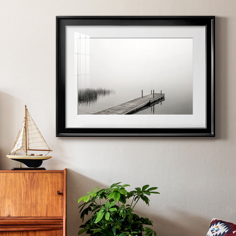 Morning Mist - reproduction de photo encadrée, Papier avec cadre noir, H 18,5 po x l 24,5 po x P 1,5 po