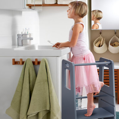Leonid Kid Step Stool by Isabelle & Max