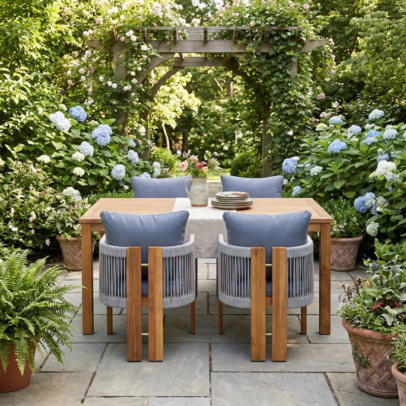 Ensemble de salle à manger d'extérieur 5 pièces pour 4 personnes - Table en bois d'acacia massif avec chaises à dossier haut tissé en corde et coussins pour le jardin, la cour ou la piscine