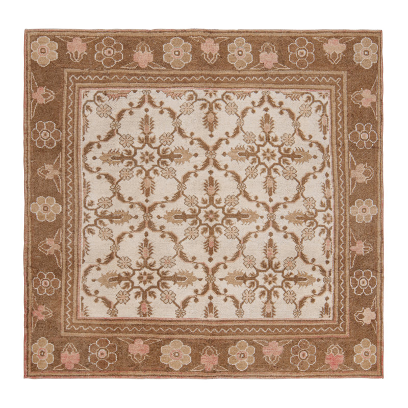 Hand Knotted Wool Floral Area Rug