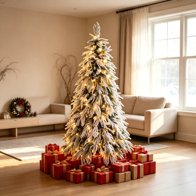 Sapin de Noël de 2,13 m (7 pi) pré-décoré et floqué de neige | Guirlande lumineuse DEL et boules blanches en plastique préinstallées, décoration intérieure pour les fêtes de Noël