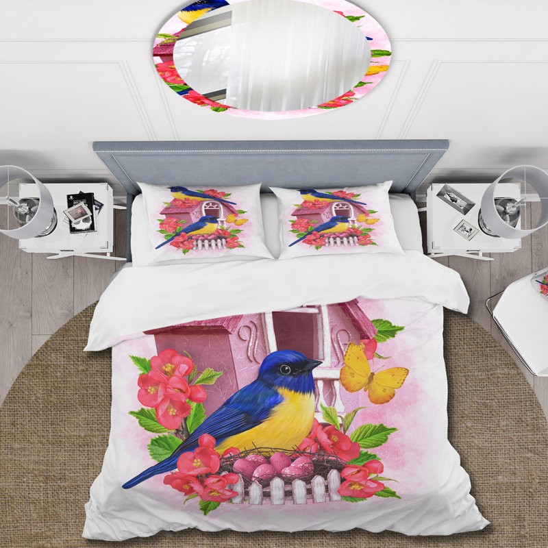 Ensemble de housse de couette en polyester traditionnel avec deux mésanges bleues et jaunes assis près du nid