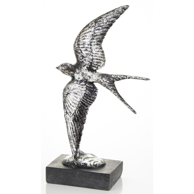 Figurines & Sculptures