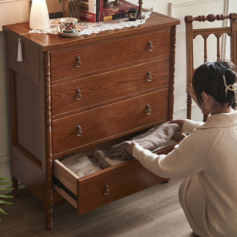 Commode 35,43 "en bois massif de style antique français