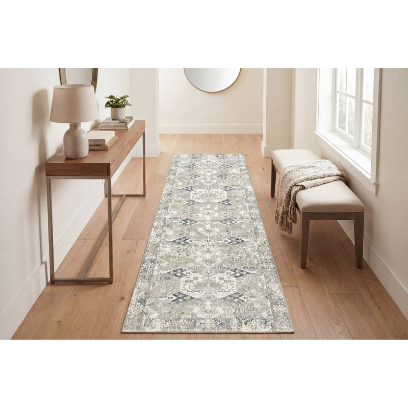 Grisby Oriental Indoor Rug, Runner 2'2" x 7'7"