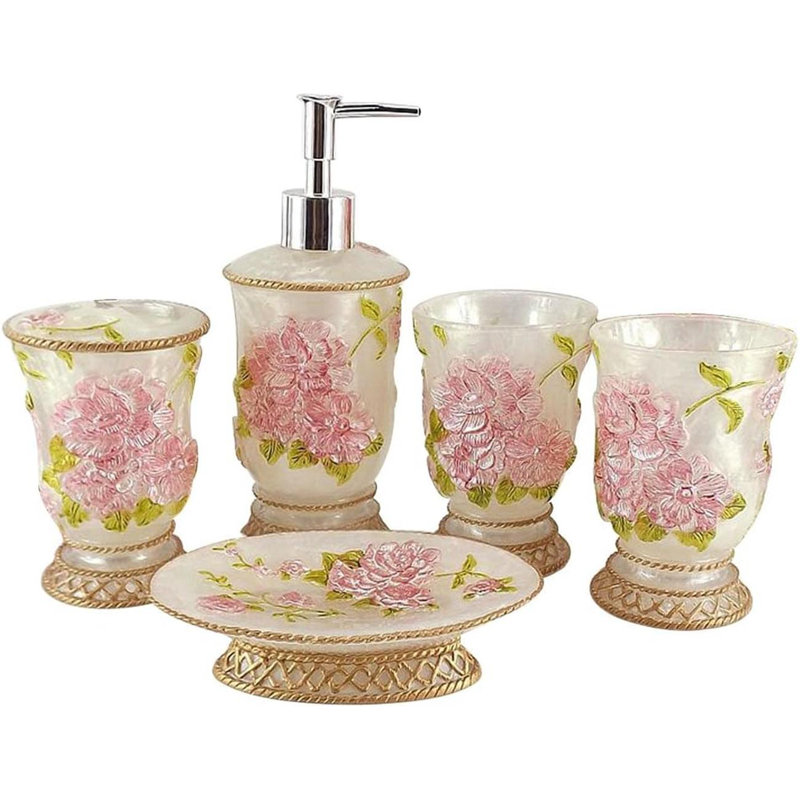Retro Bathroom Accessories
