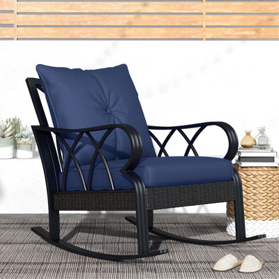 Chaise berçante de jardin avec rembourrage - bleu marine. Aluminium, base en métal robuste. Améliore l'espace extérieur. L 36,5 po x P 26,53 po x P 35,5 po. Bleu marine.