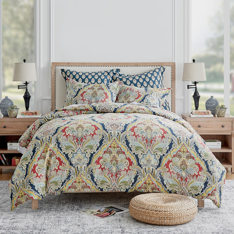 Moreno Twin Comforter Set