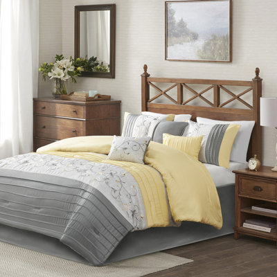 Édredon 7 pièces jaune très grand - pièce de lit de chambre brodée et de luxe, taies décoratives assorties