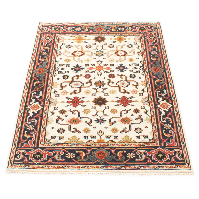 Tapis crème Serapi Heritage 4 pi 1 po x 6 pi 1 po