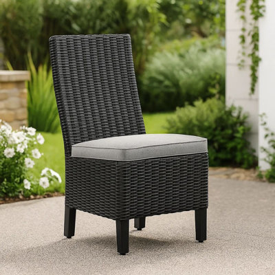 Chaise d'appoint de salle à manger d'extérieur avec coussin Tira