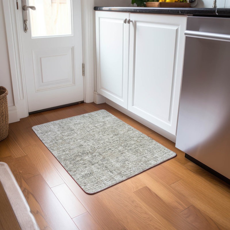 Tapis Everlee, Rectangle 1 pi 8 po x 2 pi 6 po
