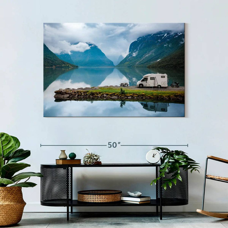 Alvord Motorhome By The Lake, H 32 po x l 48 po