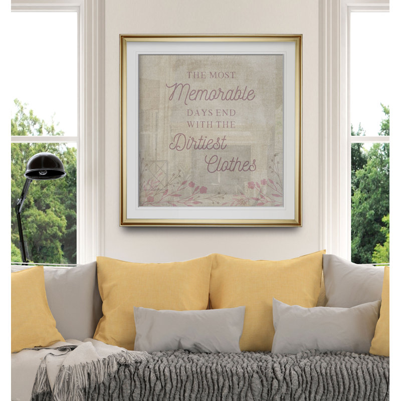 «Dirtestly Furniture», art textuel, H 17,5 po x l 17,5 po x P 1,5 po, Encadrement doré