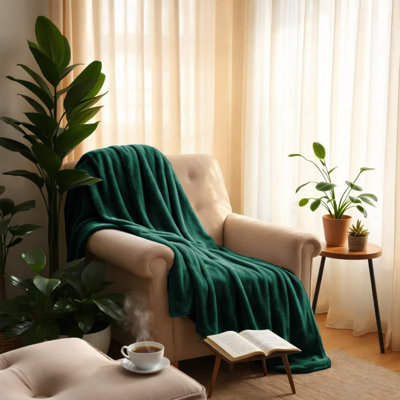 Premium Reversible Mink Faux/Fur Flannel Fleece Blanket –Warm And Cozy, Super Soft Reversible Plush Throw