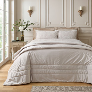 Regal Velvet Polyester Geometric Bedspread