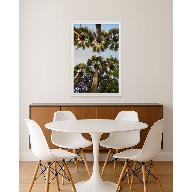 Athènes Palm II, H 52,75 po x l 35,5 po x P 1,5 po, Toile encadrée artisanale, Cadre blanc