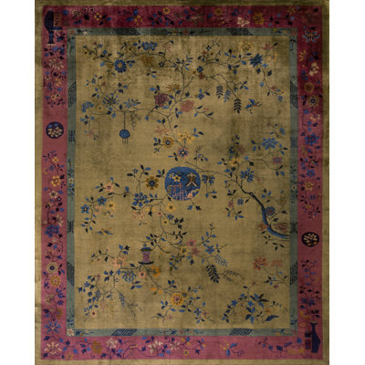 Tapis antique en laine fuschia antique de style art déco