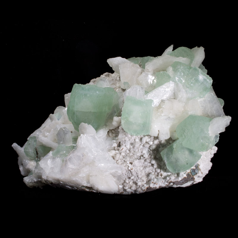 Agrim cubique apophyllite avec stilbite