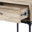 Table de bout en chêne et sable noir avec tiroir de style industriel, design moderne, Perspectives