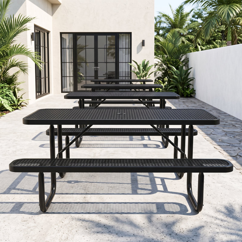 Table de pique-nique d'extérieur Clarenc, Noir, P 62 po x l 72 po x H 29,5 po